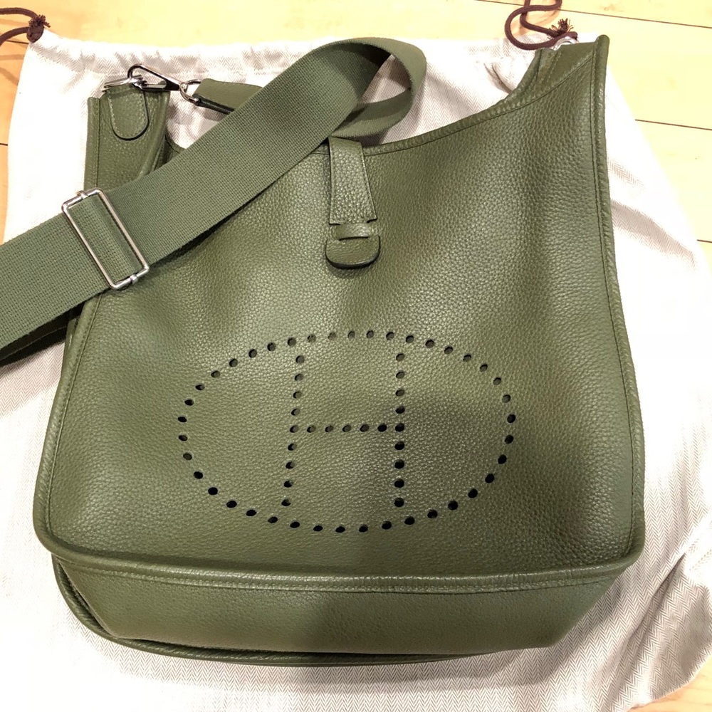 Hermès Evelyne GM crossbody bag, canope green.